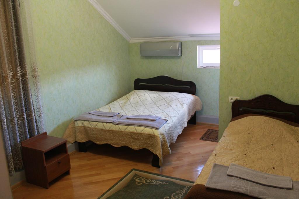 Nona Guest House Shilda Exterior photo